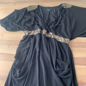 City Chic Sequinned Tunic Style Dress